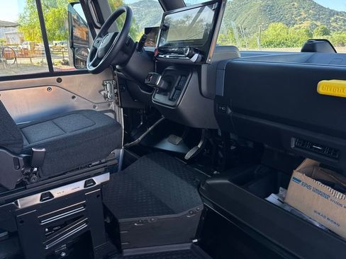 Used 2023 Chevrolet Brightdrop 600 w/ Active Safety Package 2 image 16