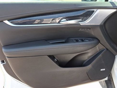 Used 2021 Cadillac XT5 Premium Luxury AWD/4WD image 10