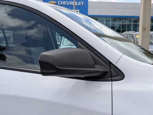 Certified 2023 Chevrolet Equinox LS w/ LS Convenience Package FWD image 11