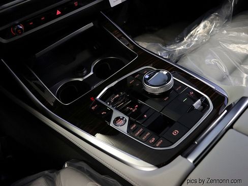 New 2026 BMW X7 xDrive40i w/ Executive Package image 25