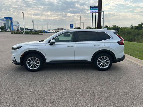 Used 2024 Honda CR-V EX image 6