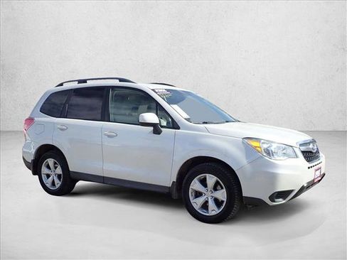 Used 2014 Subaru Forester 2.5i Premium w/ Popular Package #2 AWD/4WD image 6