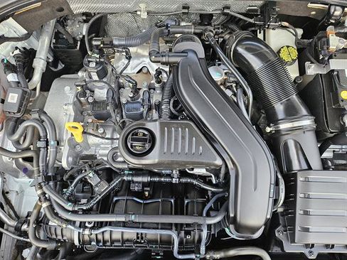 Used 2023 Volkswagen Jetta Sport image 19