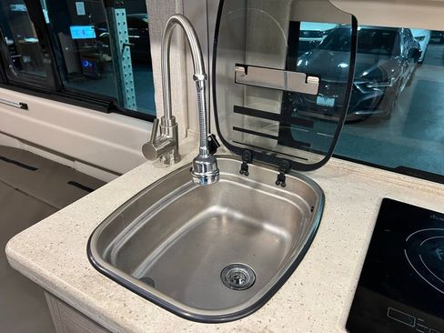 Used 2021 RAM ProMaster 3500 w/ Convenience Group image 28