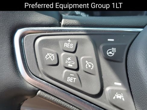 Certified 2024 Chevrolet Equinox LT FWD image 11