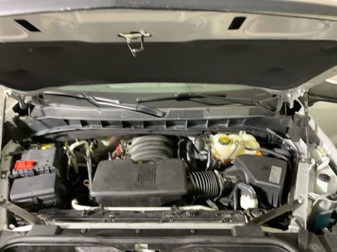 Used 2021 Chevrolet Silverado 1500 LT w/ Z71 Off-Road Package AWD/4WD image 37