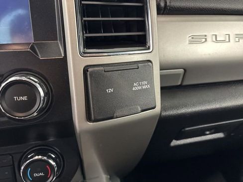 Used 2019 Ford F350 Lariat w/ Lariat Ultimate Package image 42