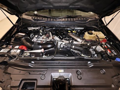 Used 2017 Ford F250 Platinum w/ Platinum Ultimate Package image 52