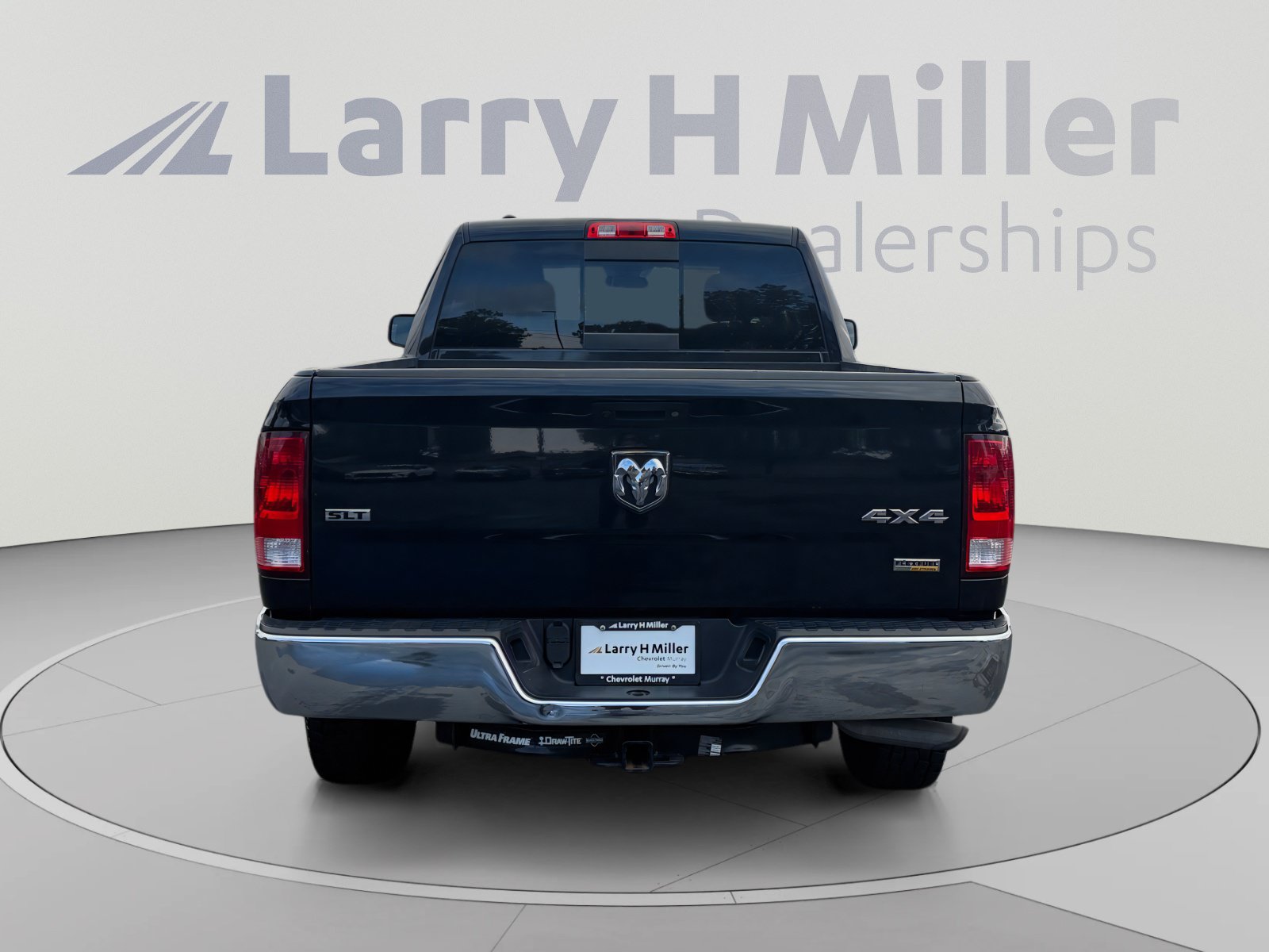 Used 2018 RAM 1500 Classic SLT AWD/4WD image 4