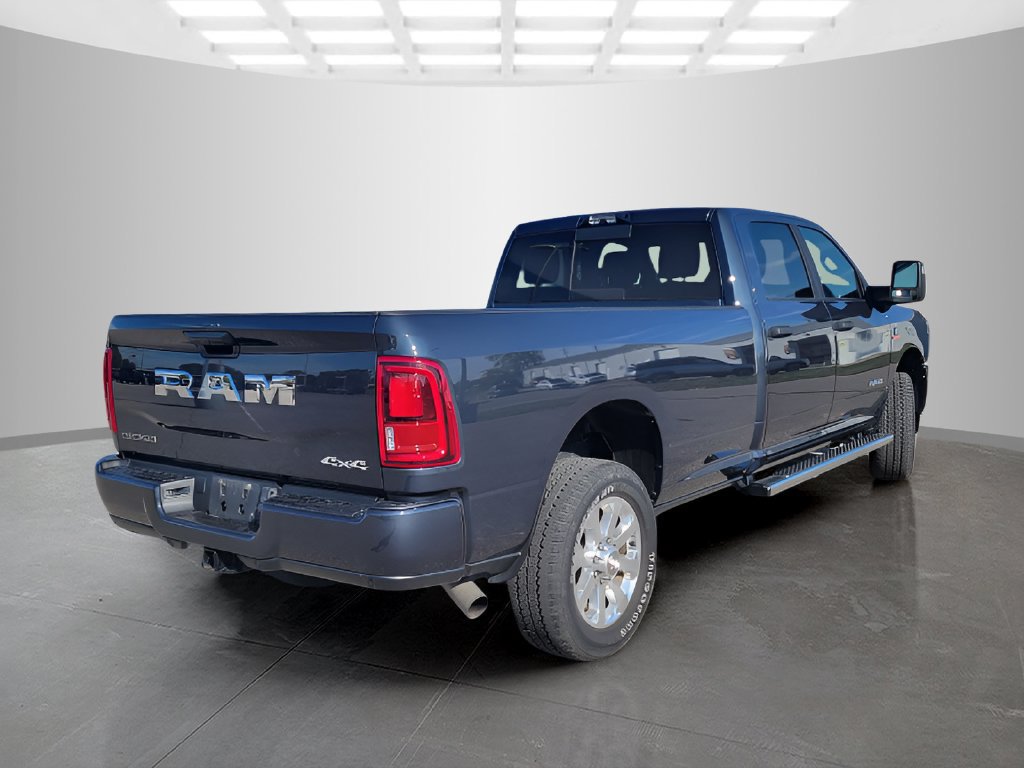 Used 2026 RAM 3500 Big Horn AWD/4WD image 3
