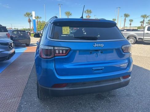 Used 2019 Jeep Compass Latitude image 26