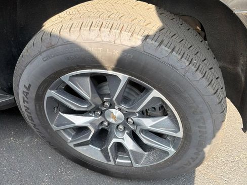 Used 2024 Chevrolet Suburban LS AWD/4WD image 8