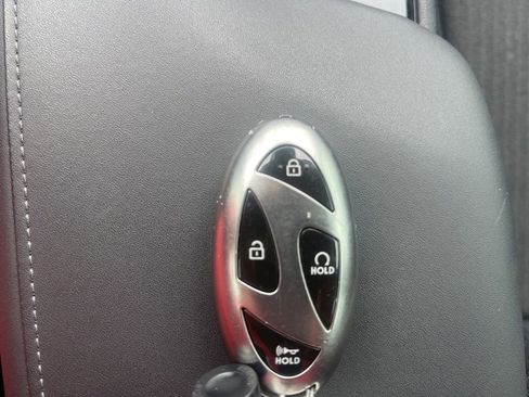 Used 2025 Hyundai Sonata SEL FWD image 19