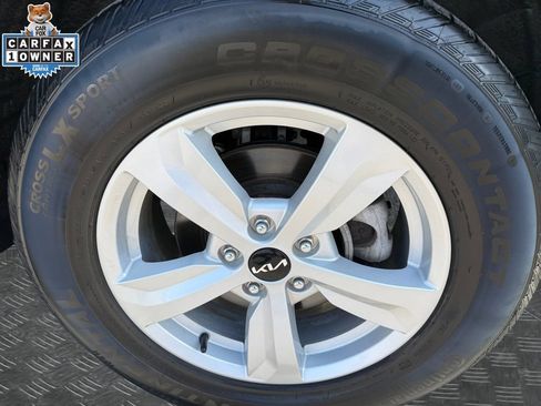 Certified 2023 Kia Sorento LX AWD/4WD image 22