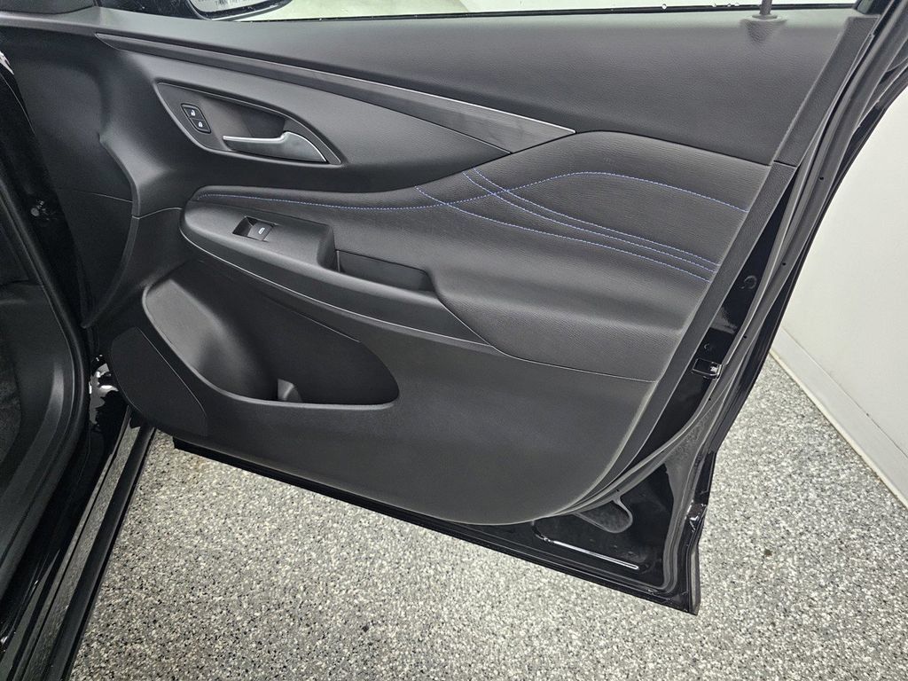 New 2026 Buick Envista Sport Touring w/ Convenience I Package FWD image 23