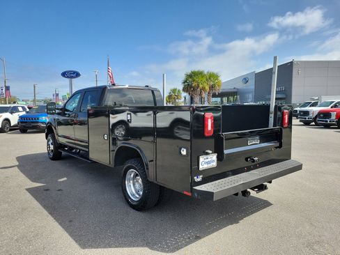 Used 2022 Ford F350 XL w/ Power Equipment Group image 2
