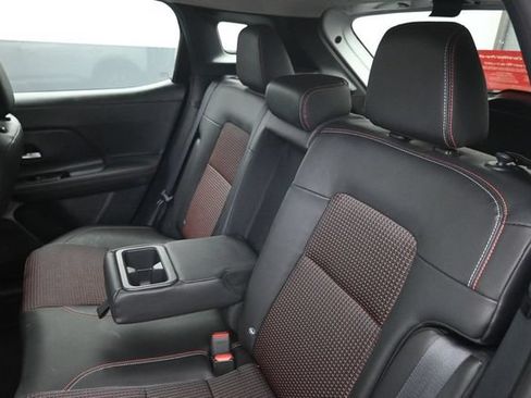 Certified 2025 Nissan Kicks SR AWD/4WD image 24