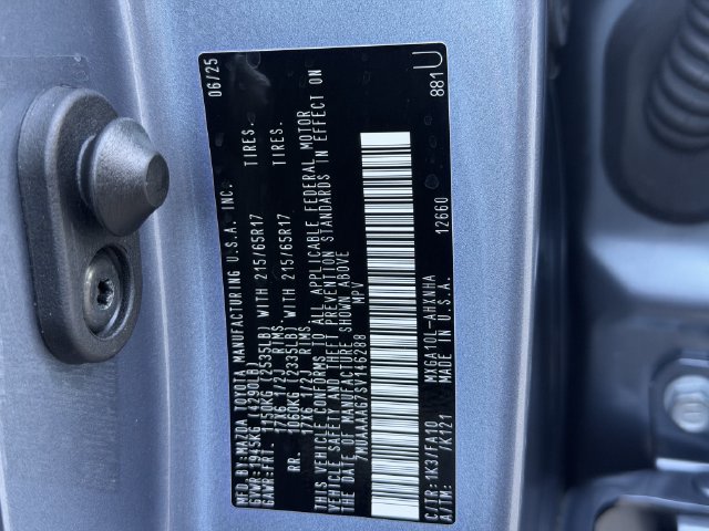 Used 2025 Toyota Corolla Cross L FWD image 27