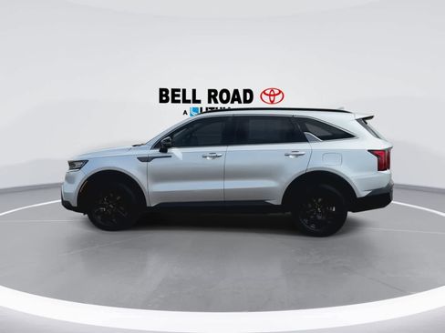 Used 2021 Kia Sorento S w/ Panoramic Sunroof Package AWD/4WD image 5