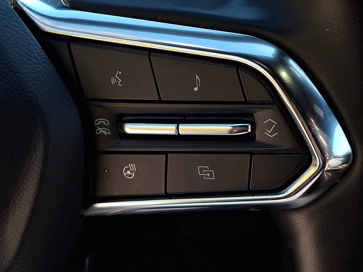 Used 2025 Chevrolet Equinox LT w/ Convenience Package II AWD/4WD image 21