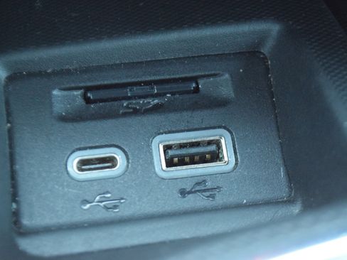 Used 2022 Buick Enclave Premium image 28