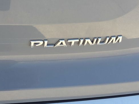Used 2022 Nissan Pathfinder Platinum w/ Cargo Package FWD image 14