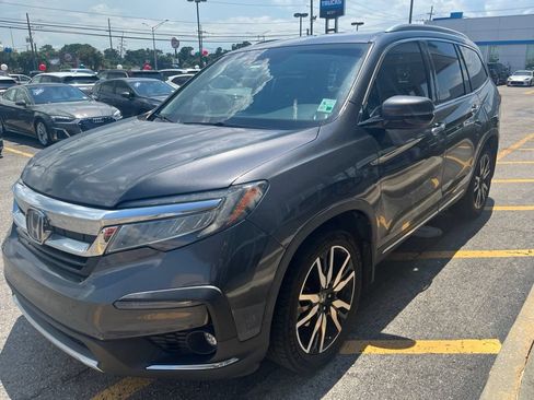 Used 2019 Honda Pilot Elite image 1