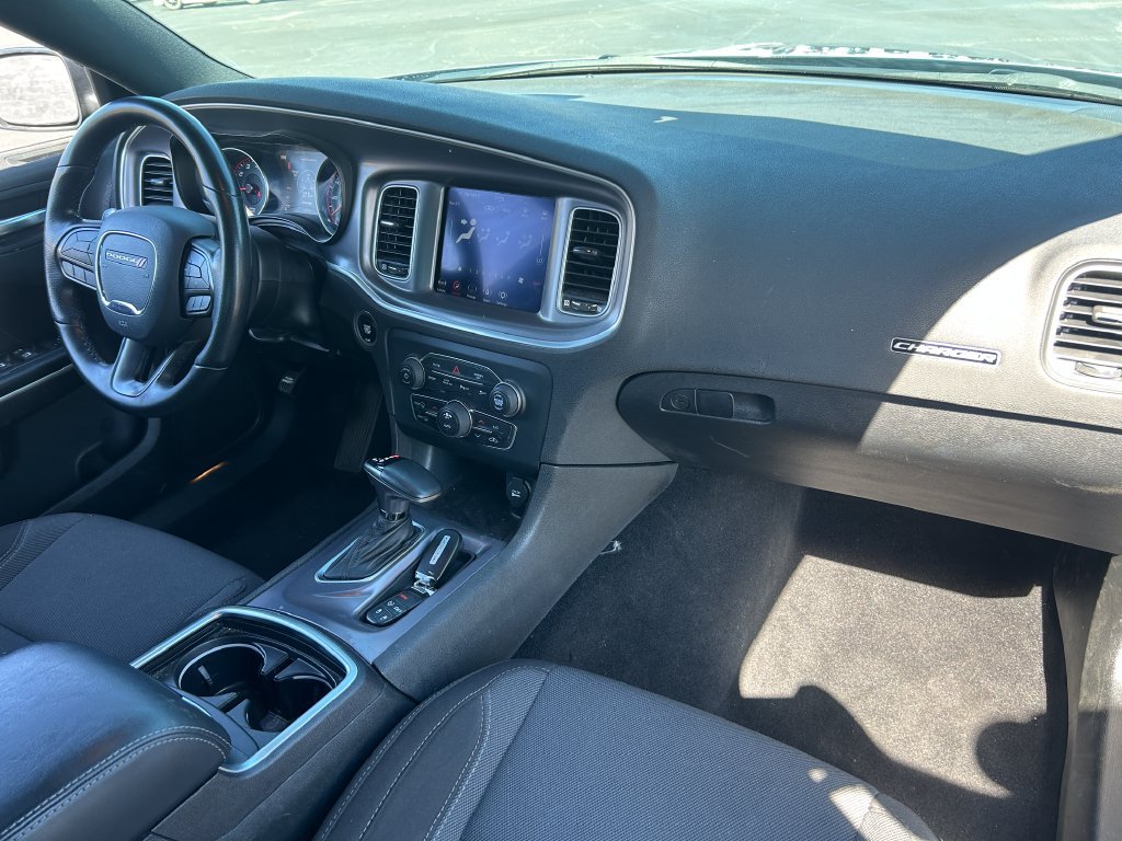 Used 2020 Dodge Charger SXT AWD/4WD image 30