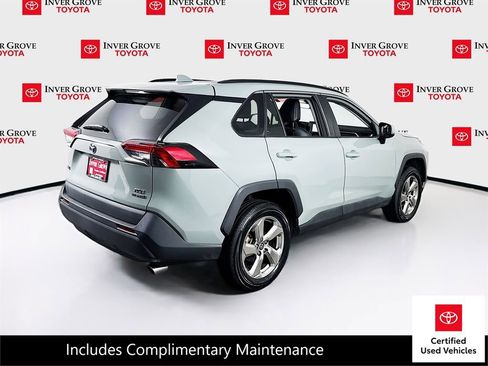 Certified 2021 Toyota RAV4 XLE Premium image 7