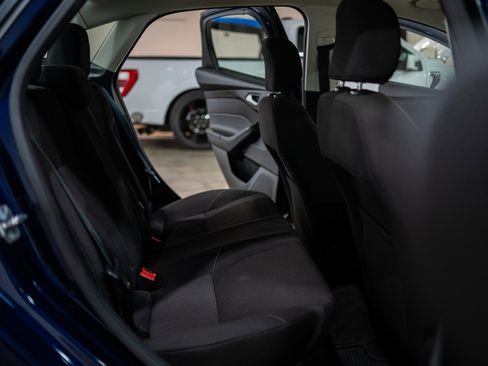 Used 2017 Ford Focus SEL image 31