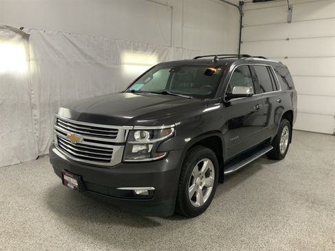 Used 2017 Chevrolet Tahoe Premier AWD/4WD image 3
