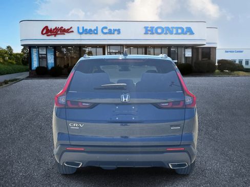 Used 2023 Honda CR-V Sport Touring image 4