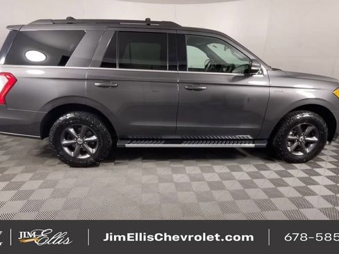 Used 2021 Ford Expedition XLT image 10