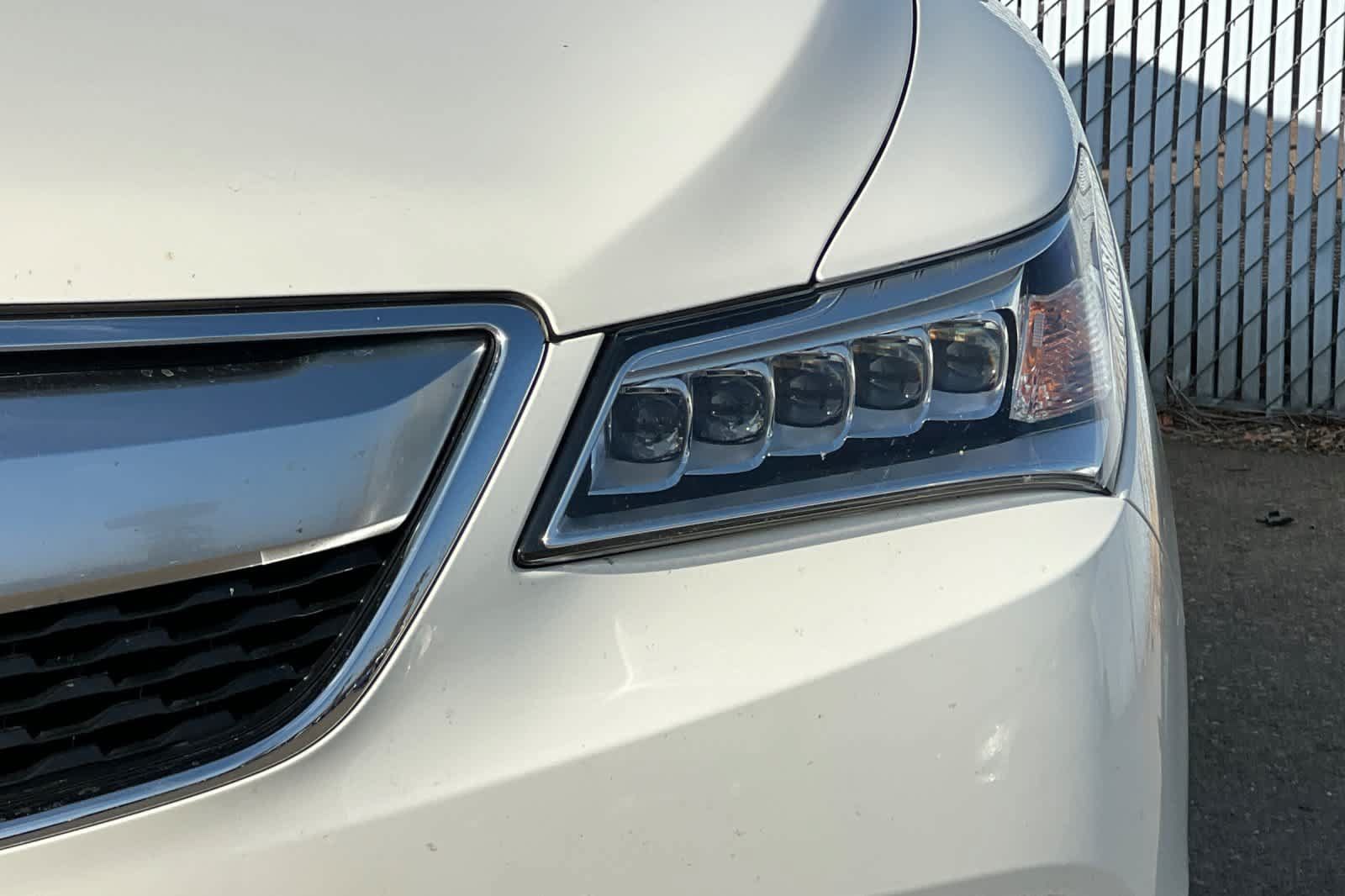 Used 2016 Acura MDX w/ Technology Package AWD/4WD image 14