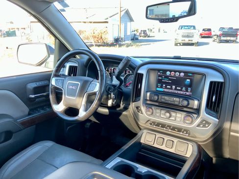 Used 2018 GMC Sierra 1500 SLT w/ SLT Preferred Package image 35