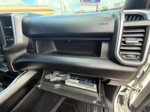Used 2019 RAM 1500 Big Horn AWD/4WD image 19