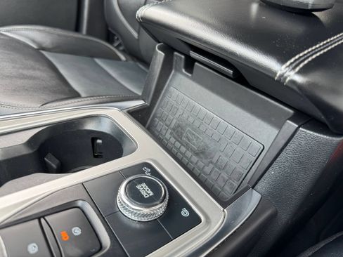 Used 2022 Ford Explorer Limited AWD/4WD image 50