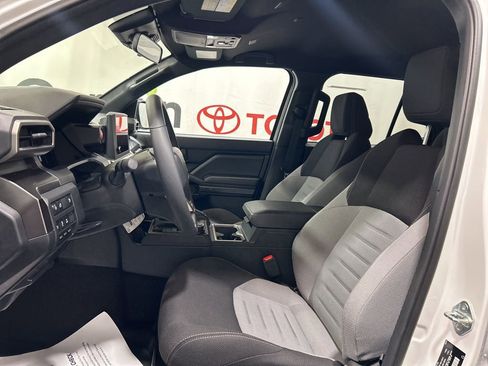 Used 2025 Toyota 4Runner TRD Off-Road image 23