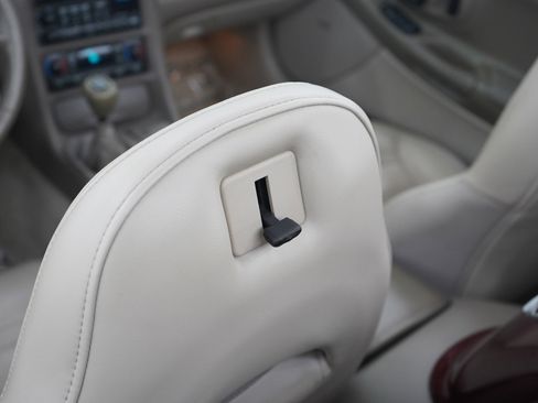 Used 2003 Chevrolet Corvette Convertible w/ Preferred Equipment Group1 image 16