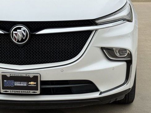 Used 2024 Buick Enclave Essence w/ Sport Touring Edition image 9