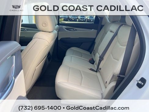 Certified 2022 Cadillac XT5 Premium Luxury image 14