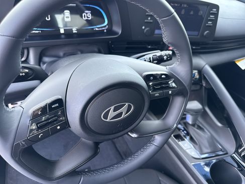 New 2026 Hyundai Elantra SEL Sport Premium image 10