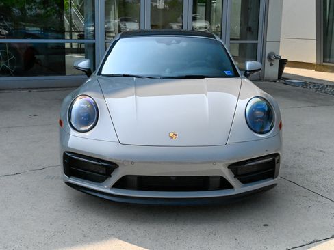 Used 2024 Porsche 911 Carrera GTS RWD image 2