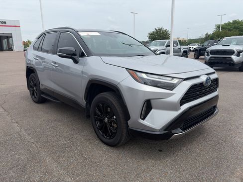 Certified 2024 Toyota RAV4 XSE w/ Weather Package AWD/4WD image 7