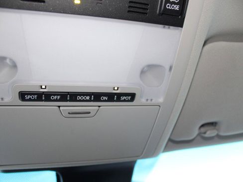 Used 2017 Lexus LS 460 image 37