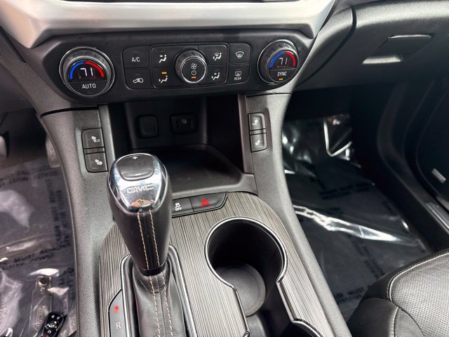 Used 2018 GMC Acadia SLT AWD/4WD image 18