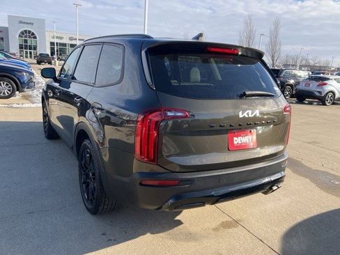 Used 2022 Kia Telluride EX w/ EX Premium Package image 8