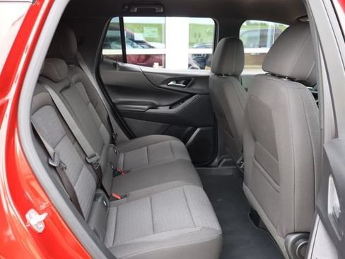 Used 2026 Chevrolet Equinox LT AWD/4WD image 28