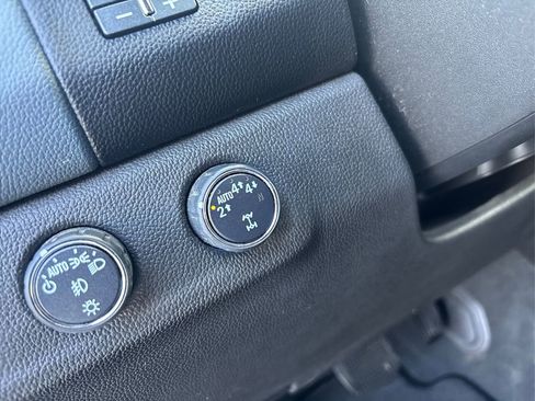 Used 2022 Chevrolet Colorado Z71 image 32