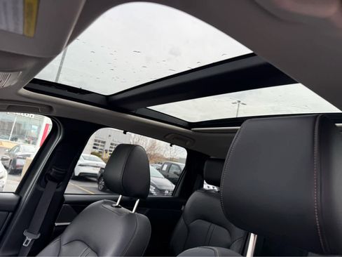 Used 2024 MAZDA CX-90 3.3 Turbo w/ Premium Package image 16